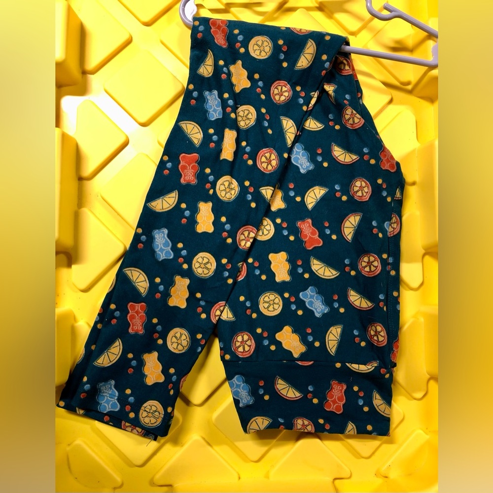Lularoe os Gummy Bears 🐻 Leggings